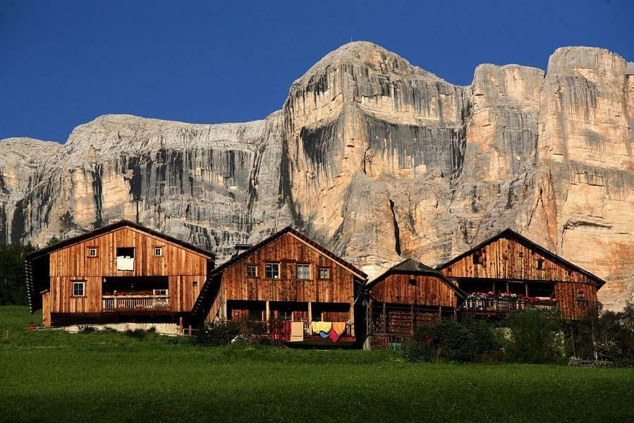 Garni Flurida Panzió Badia Kültér fotó