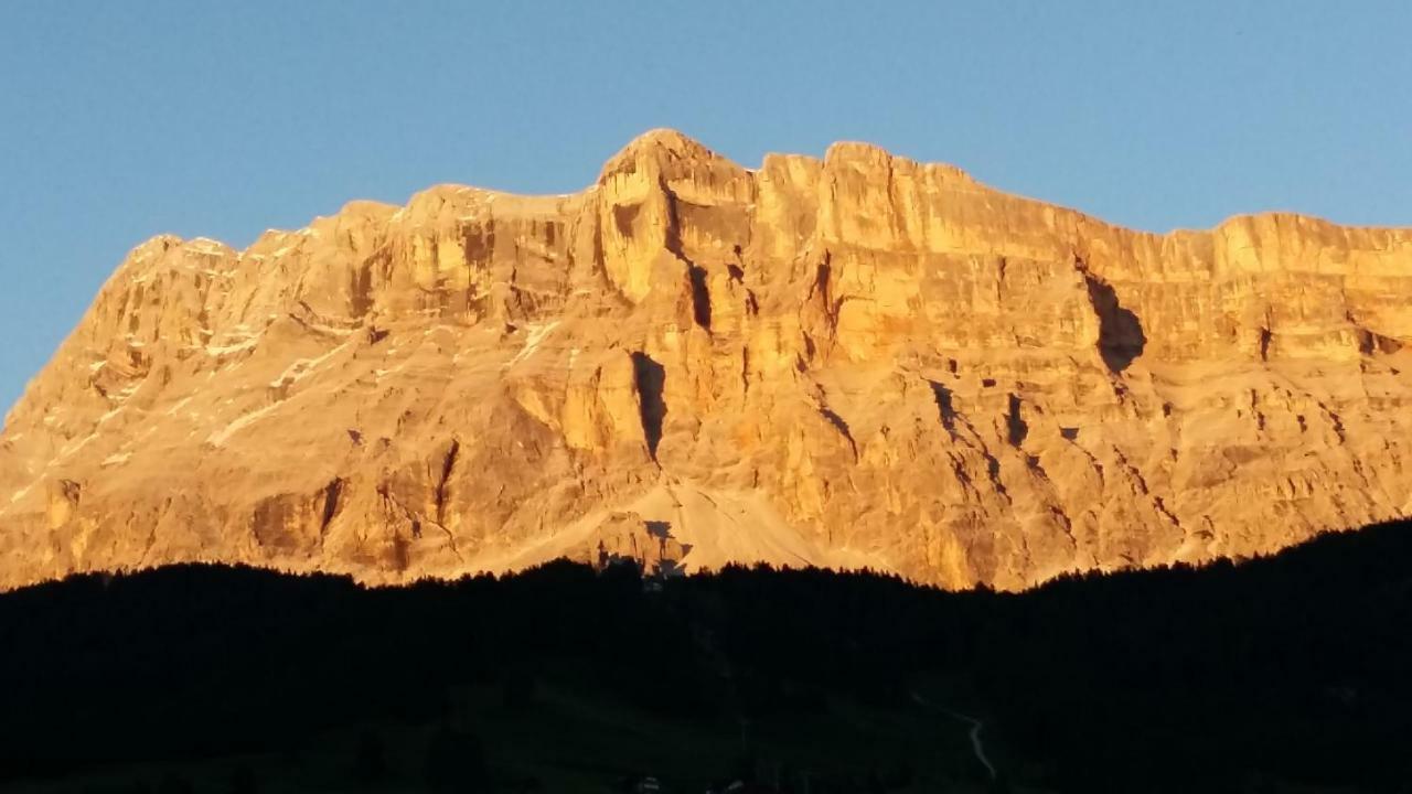 Garni Flurida Panzió Badia Kültér fotó